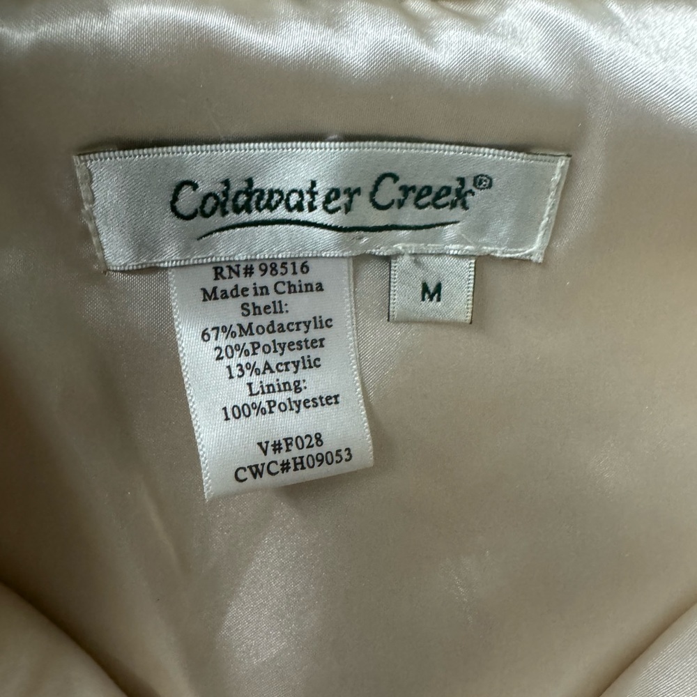 Coldwater Creek Cream Fleece Vest size medium. - Picture 3 of 3